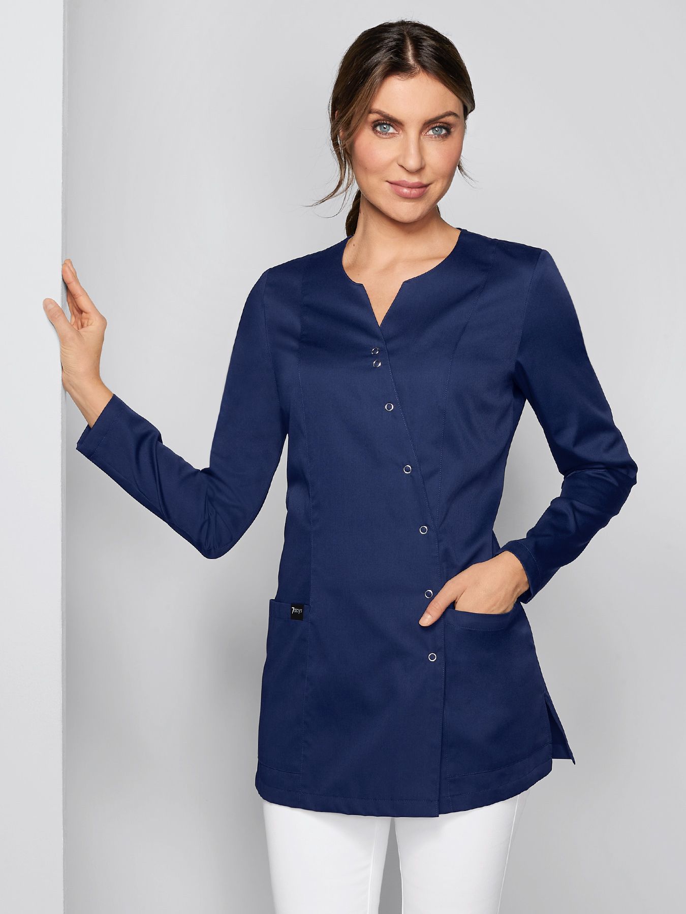 Blouse médicale avec boutonnière à pressions