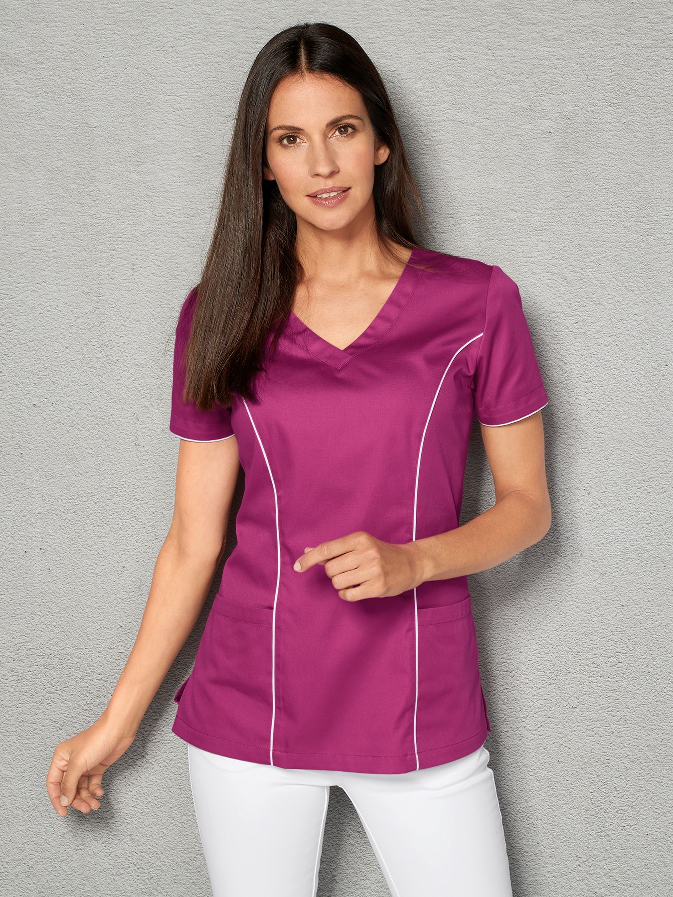 Tunique médicale à encolure V – coupe slim