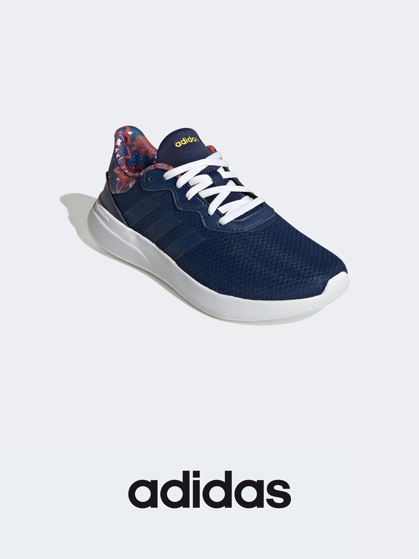 Baskets Adidas – QT Racer