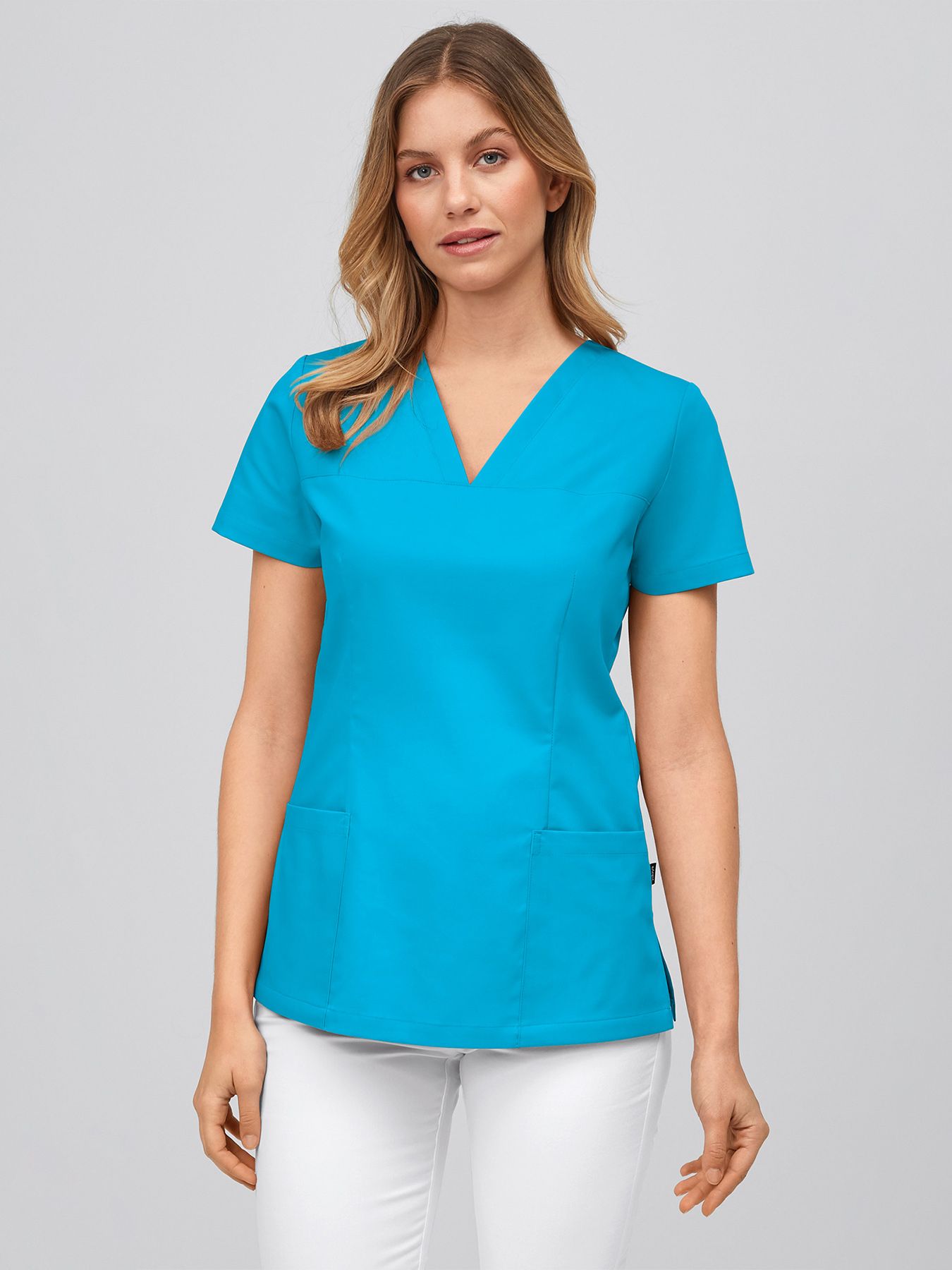 Tunique médicale à enfiler avec encolure V, lavage à 60°